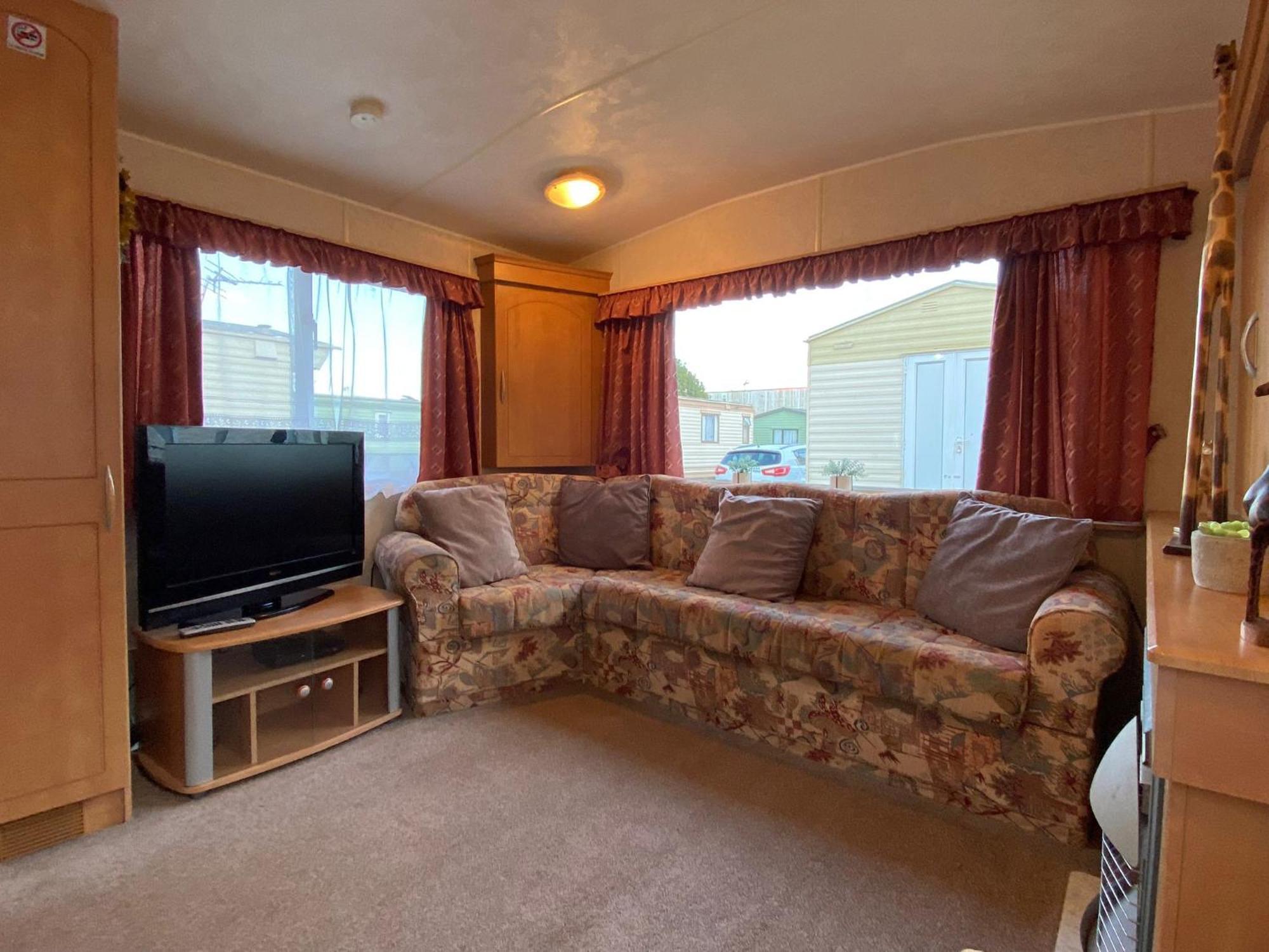 Affordable Family Caravan Promenade Campsite